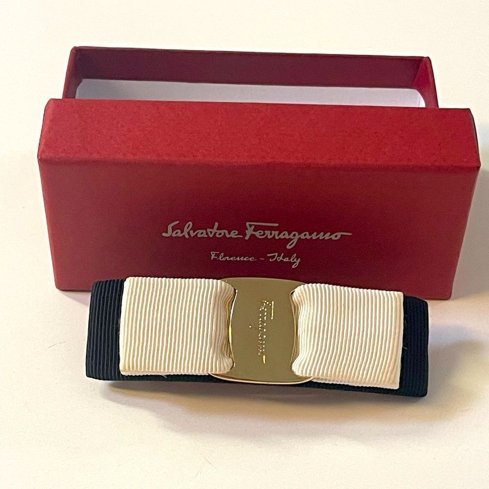 Salvatore Ferragamo Vara Bow Barrette Hair Clip Black & Ivory with Box